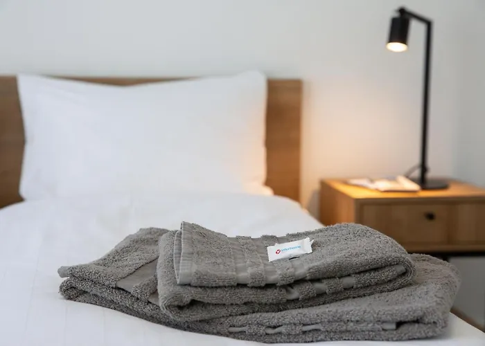 Loctowers A4-4-4 By Interhome ロカルノ